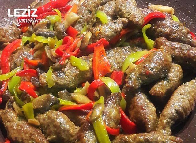 Biberli Mantarlı Köfte