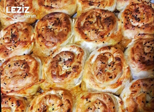 Patatesli Gül Böreği