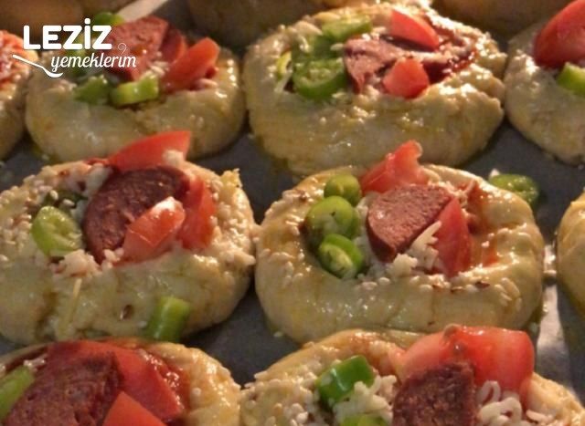 Nefis Pizza Poğaça Tarifi