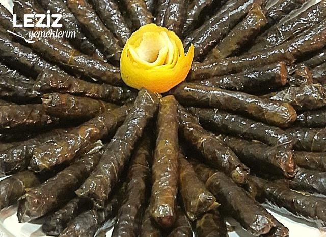 Nefis Zeytinyağlı Yaprak Sarma Tarifi