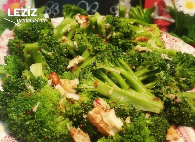 Brokoli Salatası