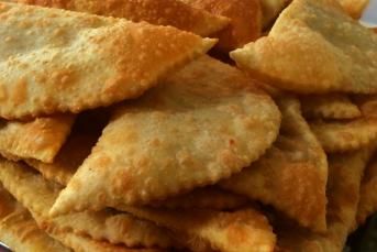 Çi Börek Nasıl Yapılır