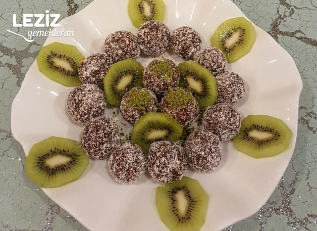 Çikolatalı Kek Topları