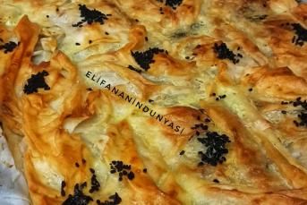 Sodalı Ispanaklı Börek Yapımı
