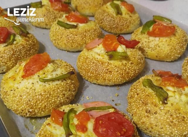Simit Tadında Pizza Poğaça