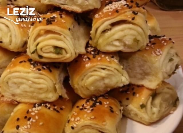 Peynirli Yumuşak Rulo Poğaça