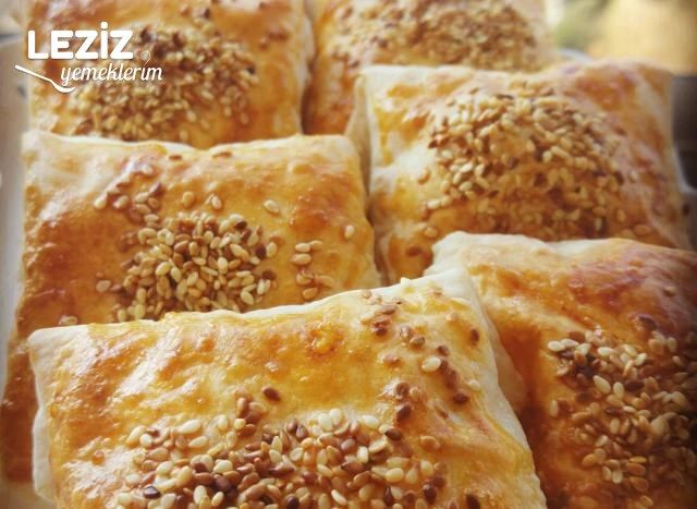 Kıymalı Bohça Böreği