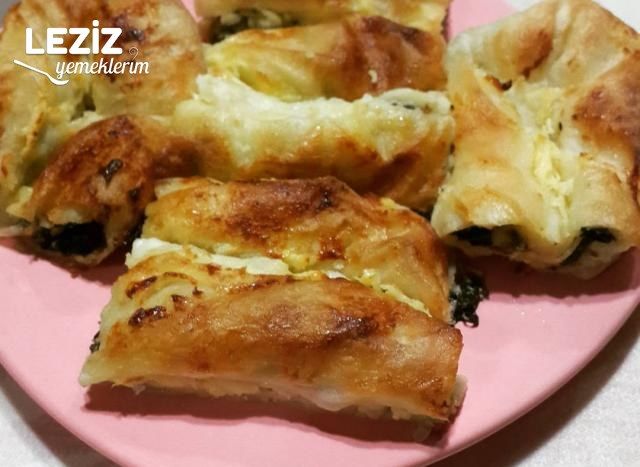 Ispanaklı Peynirli Börek