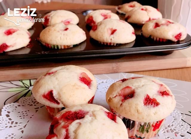 Çilekli Muffin (Çok Kabaran)