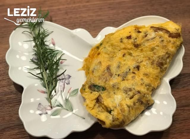 İstridye Mantarlı Parmesanlı Omlet