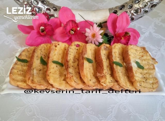 Tost Makinasında Yumurtalı Ekmek