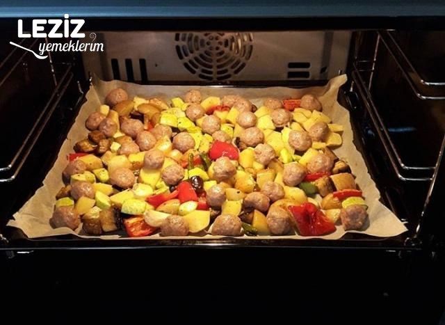 Fırında Sebzeli Köfte Tarifi