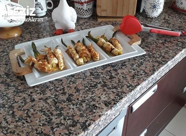 Kaşarlı Pastırmalı Kuşkonmaz Çubukları