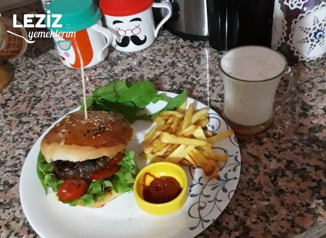 Ev Yapımı Çemenli Hamburger