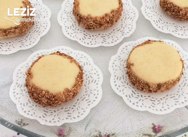 Tahinli Susamlı Kurabiye