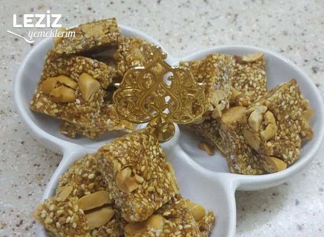 Susamlı Fıstıklı Krokan