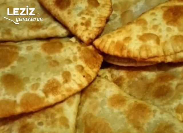Ev Yapımı Çiğ Börek