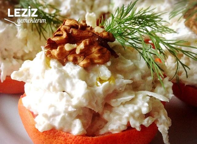 Portakal Çanağında Nefis Kereviz Salatası