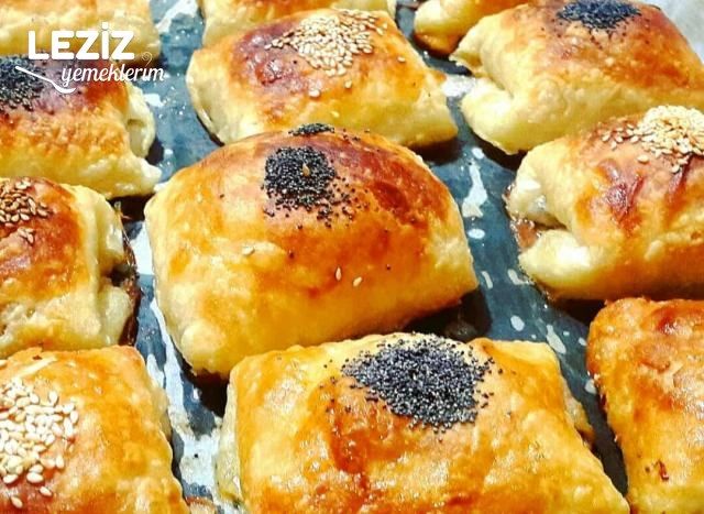 Çıtır Çıtır Milföy Tadında Sodalı Börek