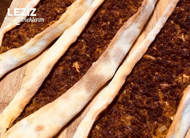 Kıymalı Pide Yapımı