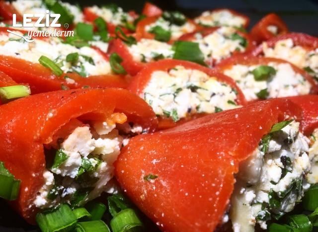 Peynirli Közlenmiş Kırmızı Biber Dolması