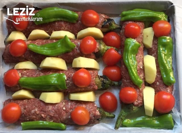 İçi Köz Patlıcanlı Köfte Sarma