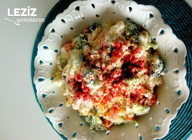 Brokolili Sebze Salatası