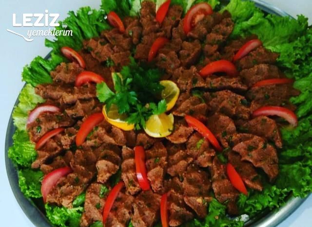 Ev Yapımı Etsiz Çiğ Köfte Tarifi