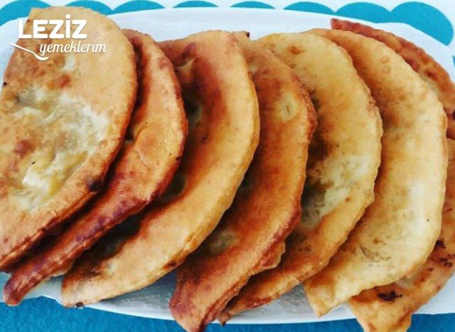 Kıymalı Çiğ Börek