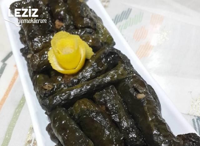 Zeytinyağlı Pazı Sarması Tarifi