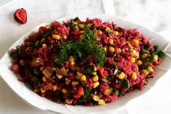 Şalgamlı Mısırlı Bulgur Salatası