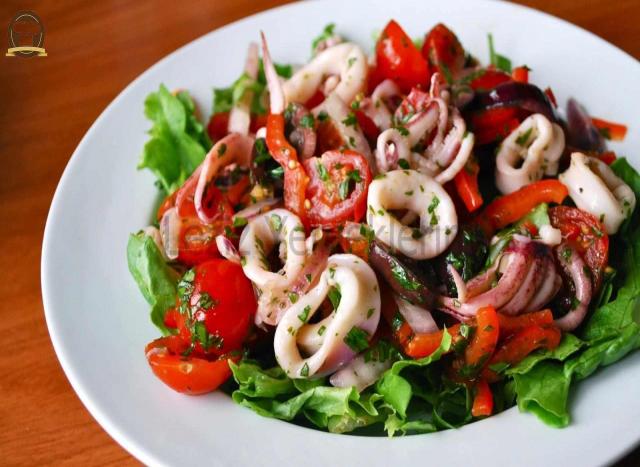 Kalamar Salatası Tarifi