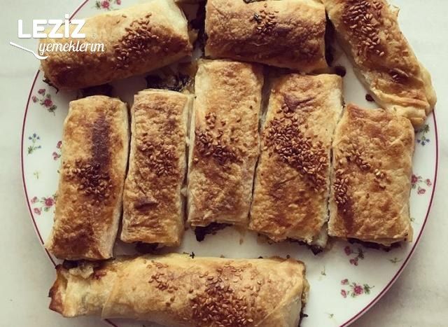Ispanaklı Pastane Böreği