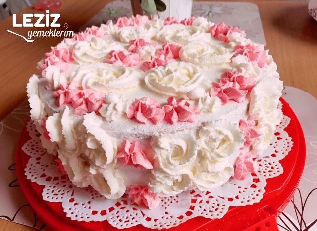 Muzlu Kremalı Yaş Pasta