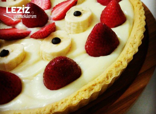 Meyveli Tart Tarifi