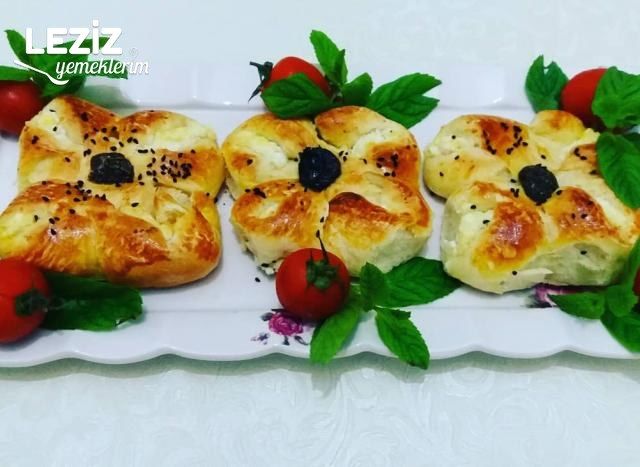 Tereyağlı Yonca Poğaça