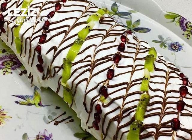 Ispanaklı Yaş Pasta