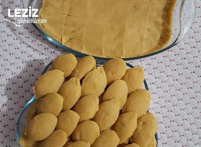 Un Helvası Tarifi Nasıl Yapılır