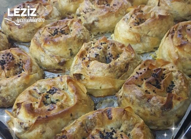 Kıymalı Sodalı Börek