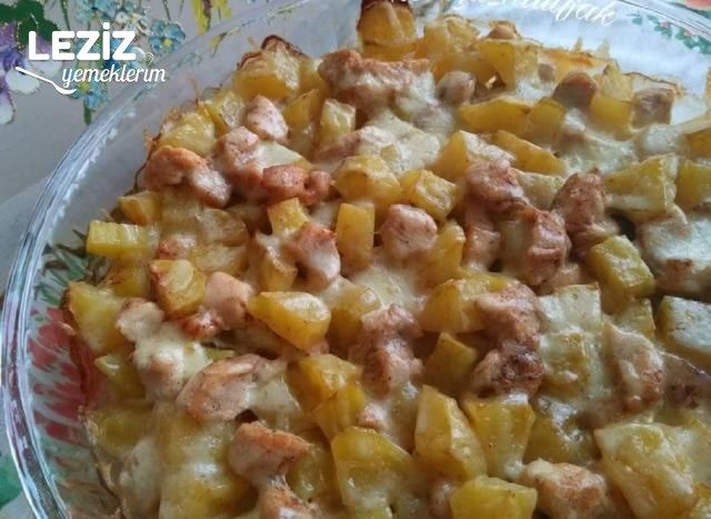 Fırında Tavuk Patates Yemeği