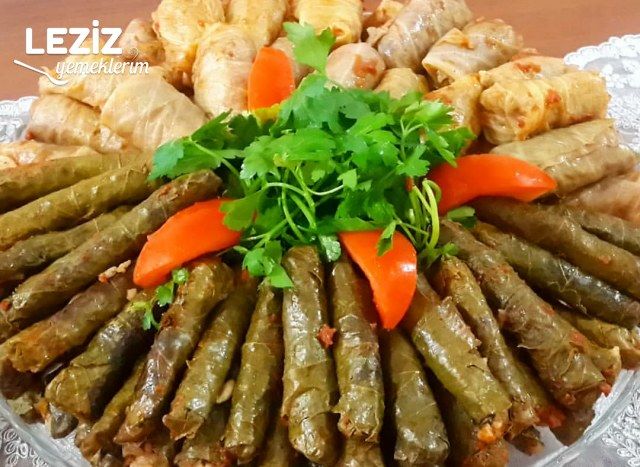 Etsiz Yaprak Lahana Sarması (Bol Salçalı)
