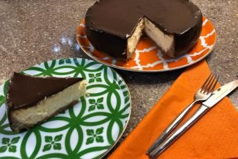 Çikolata Soslu Cheesecake
